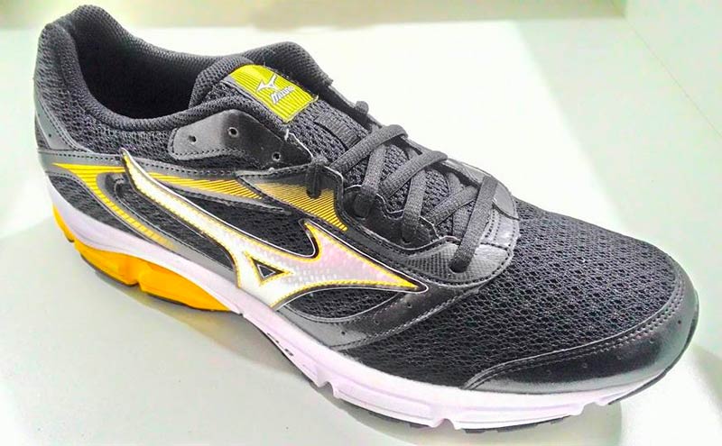 Mizuno impetus 4 p deals